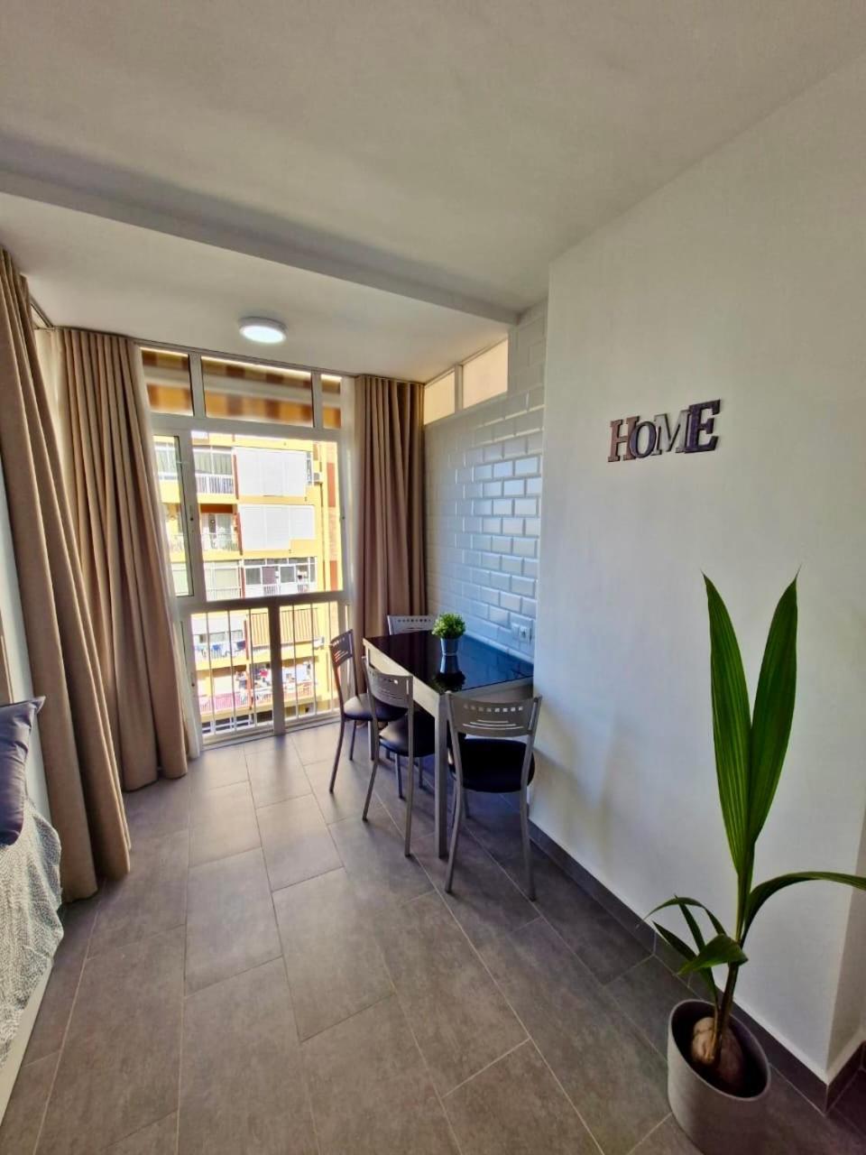 Fabuloso Estudio Iris - Benalmadena Luaran gambar